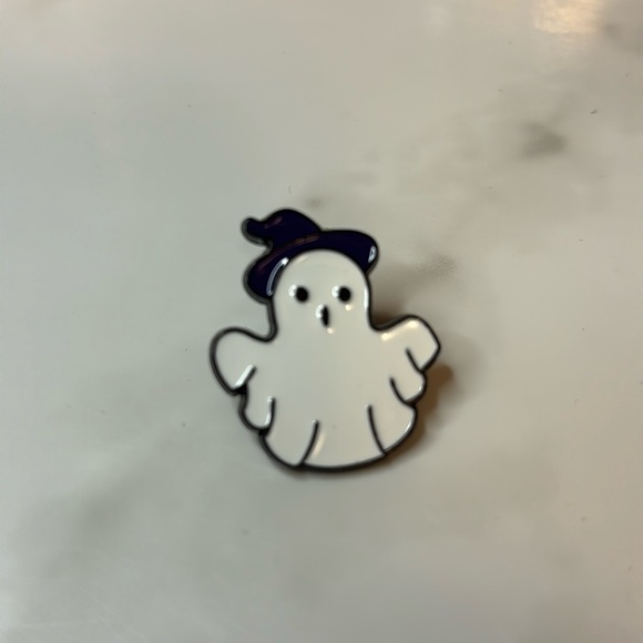 Unbranded Jewelry - Cute & Spooky Ghost in a Witch Hat Metal and Enamel Pin